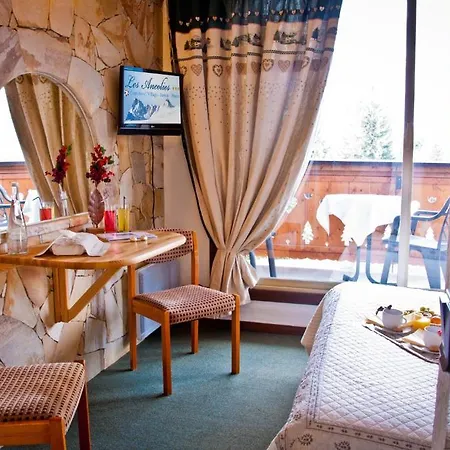 Hotel Les Ancolies 3*