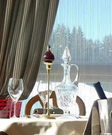Hotell Les Ancolies 3*